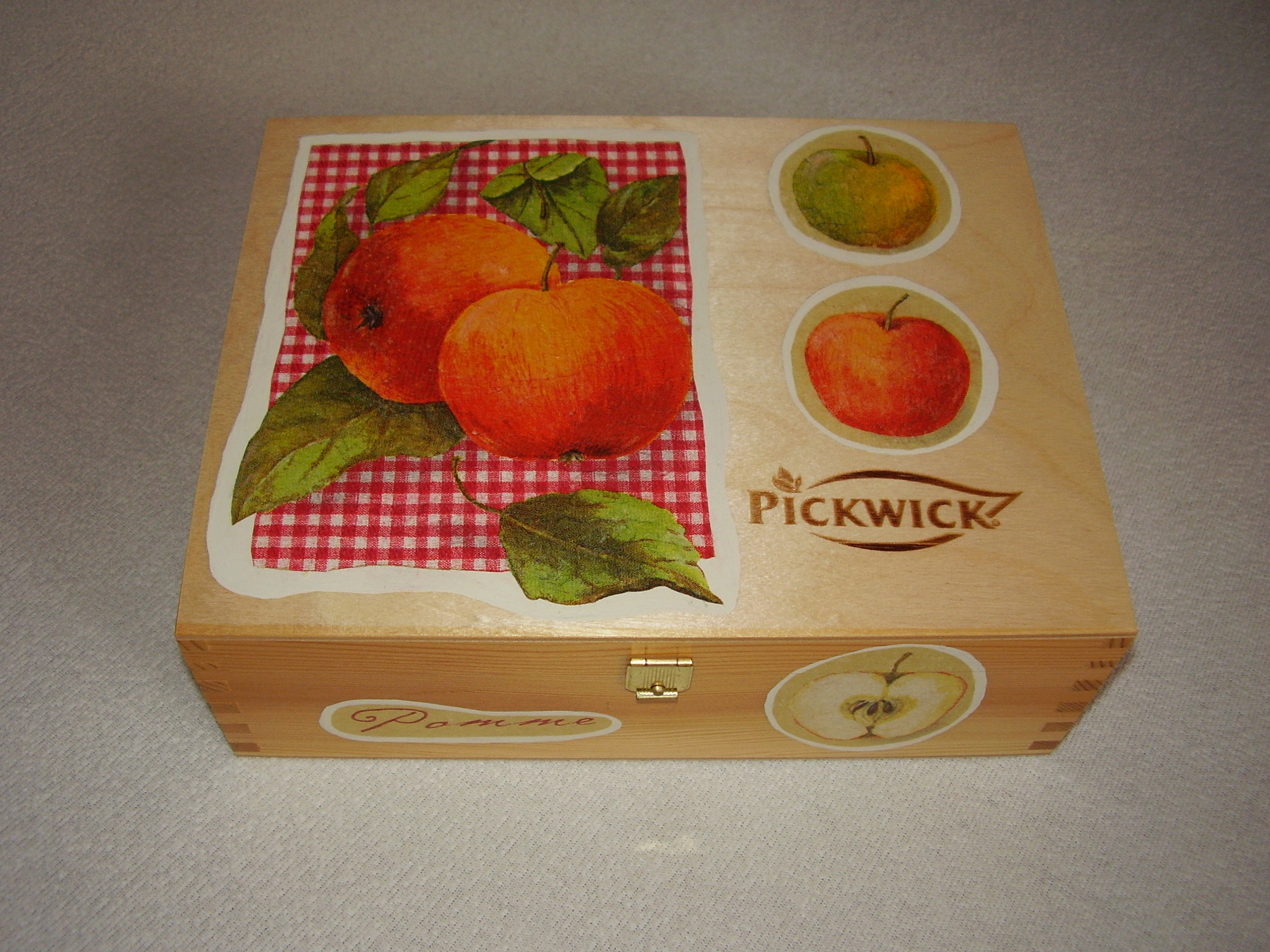 Krabička na čaj - jablíčka1.JPG